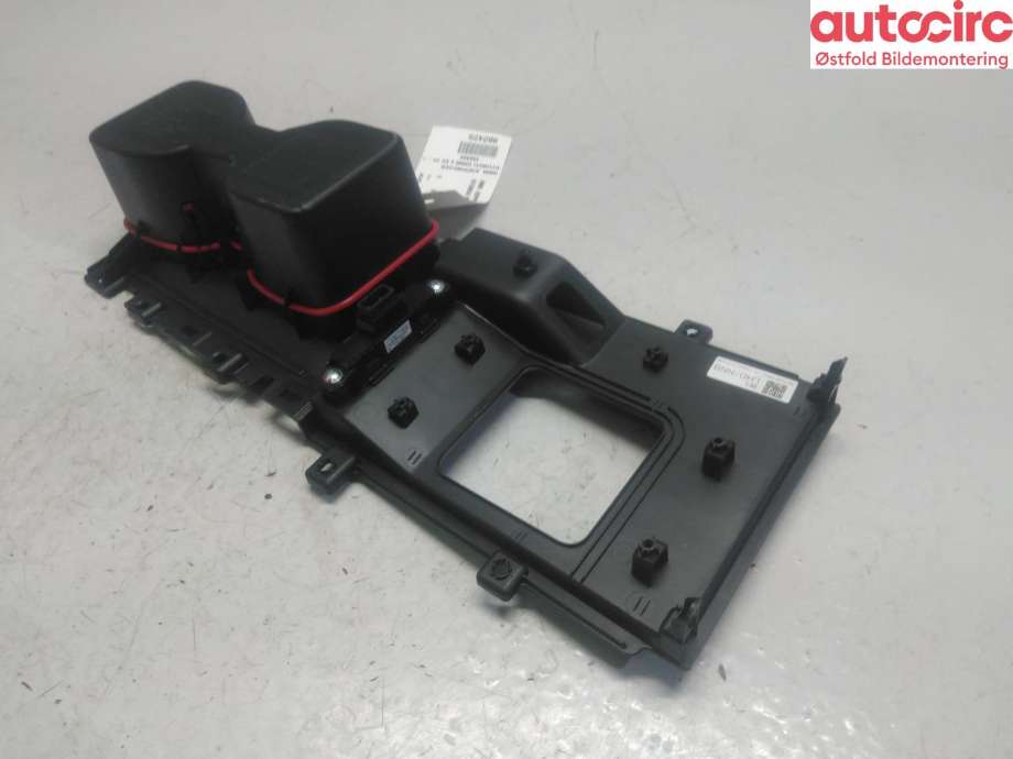 Dashbord koppholder til Hyundai Ioniq 6 2023-->>  (HYUNDAI|)