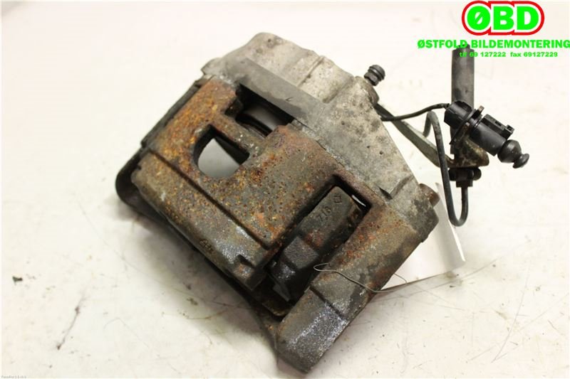 Bremsecaliper høyre foran til Audi A8 2003-2010 (Type II)  (4F0 615 124|)