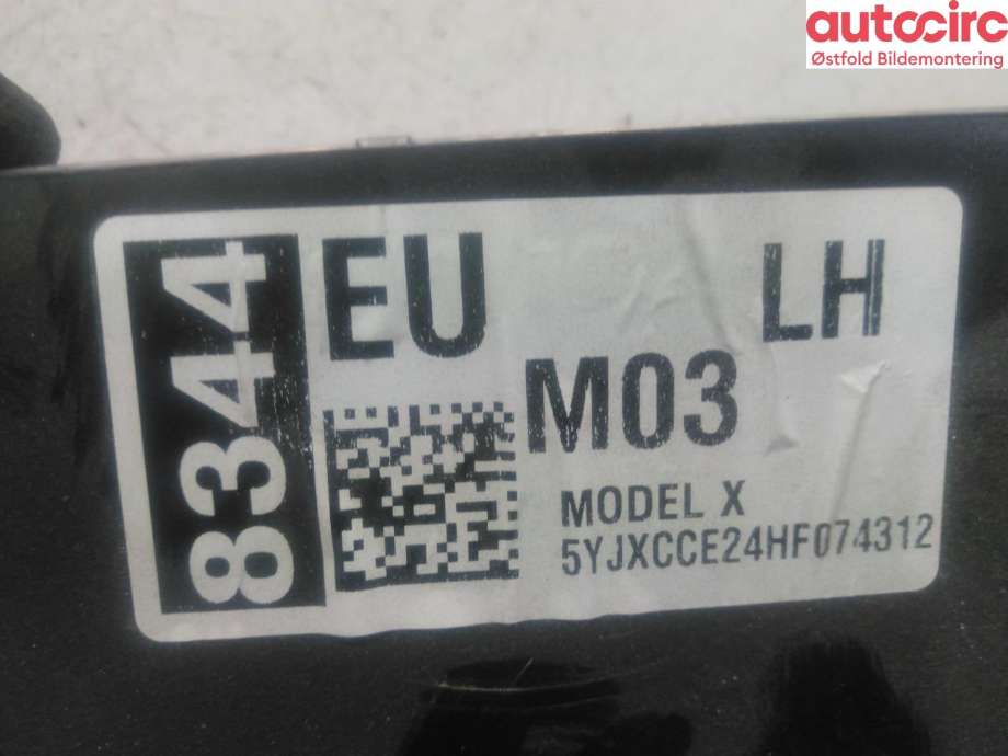 Diverse deler til Tesla Model X 2016-->> (TESLA|147960200A|)