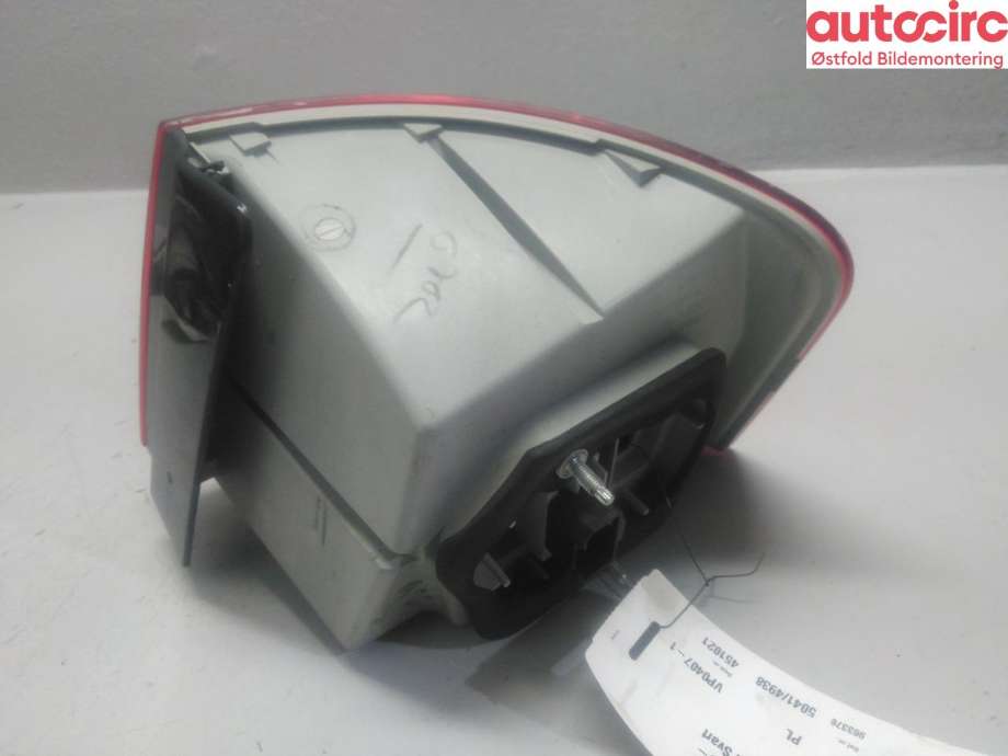 Baklykt venstre til VW Jetta 2005-2010  (VOLKSWAGEN|1K5 945 095 M|)