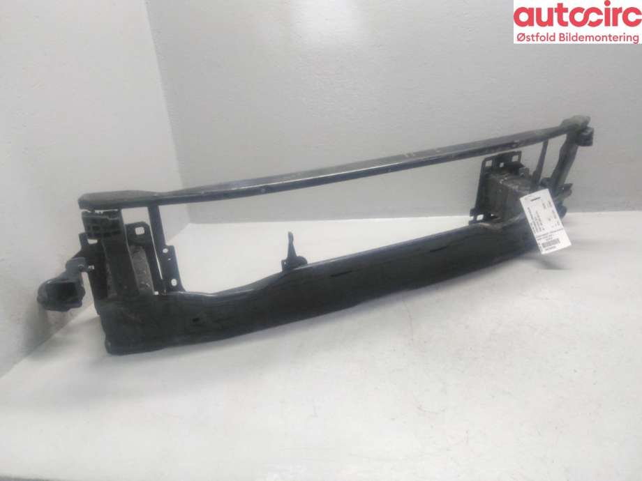 Støtfangerforsterkning foran til Audi A3 2020-->> (Type IV) (AUDI|8Y0 807 109|)