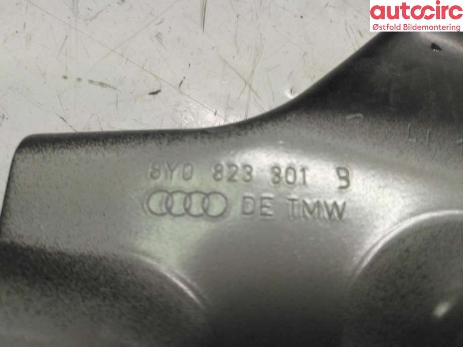 Panserhengsler til Audi A3 2020-->> (Type IV)  (AUDI|8Y0 823 301 B|)
