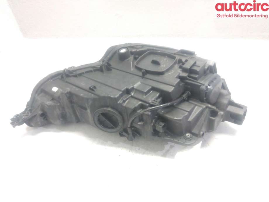 Frontlykt venstre halogen til Audi A3 2020-->> (Type IV) (AUDI|8Y0 941 011|)