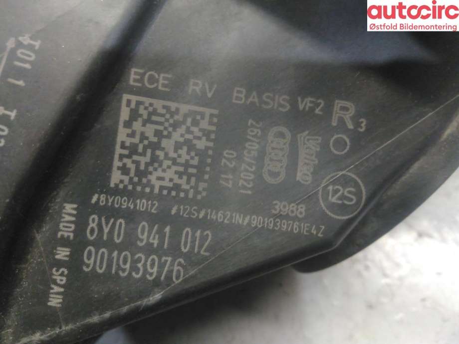 Frontlykt høyre halogen til Audi A3 2020-->> (Type IV) (AUDI|8Y0 941 012|)