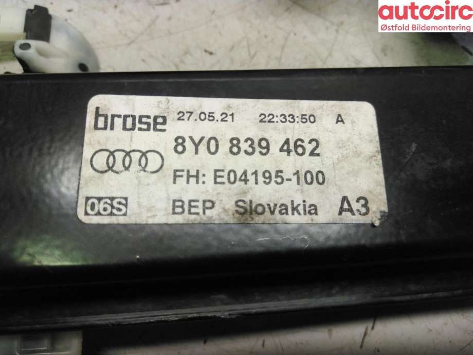 Ruteheis høyre bak til Audi A3 2020-->> (Type IV) (AUDI|5Q0 959 802|8Y0 839 462|)
