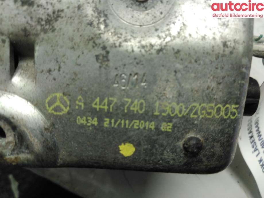Baklukelås til Mercedes Vito 2014-->> (W447) (W447) (MERCEDES|A 447 740 19 00|)