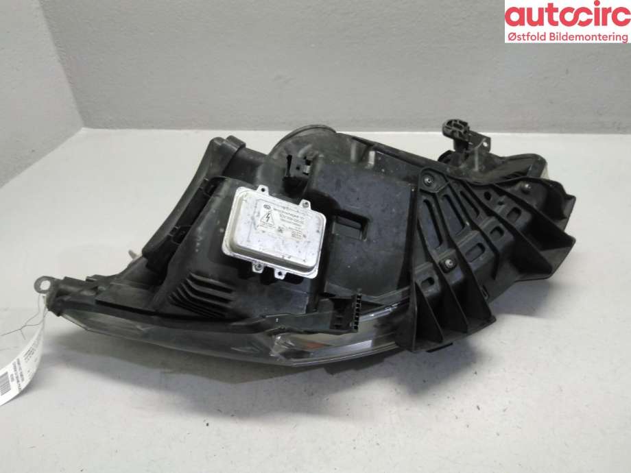 Frontlykt venstre halogen til Citroën C4, Picasso 2006-2013 (Type I)  (CITROEN|6208 C0|6208 C1|)