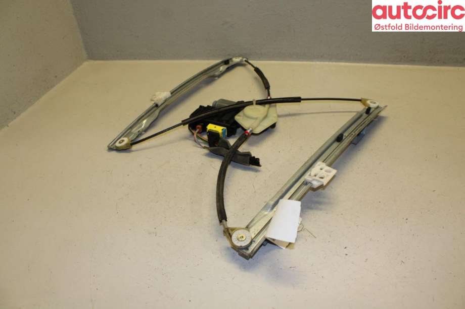 Låsekasse venstre foran til Citroën C4, Picasso 2006-2013 (Type I)  (CITROEN|9135 Y0|)