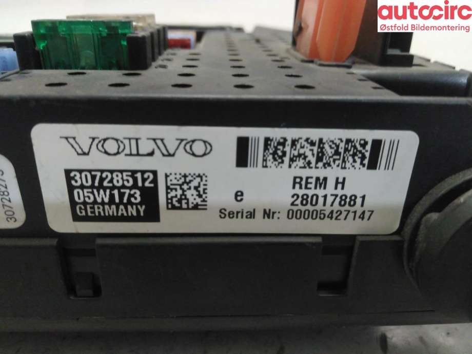 Sikringsboks til Volvo XC70 2005-2007 (Type I, Fase 2)  (VOLVO|30728512|)