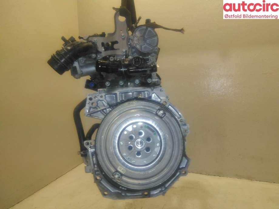 Motor bensin til Mercedes A-Klasse 2018-->> (W177) (W177) (MERCEDES|A 282 010 28 00|)