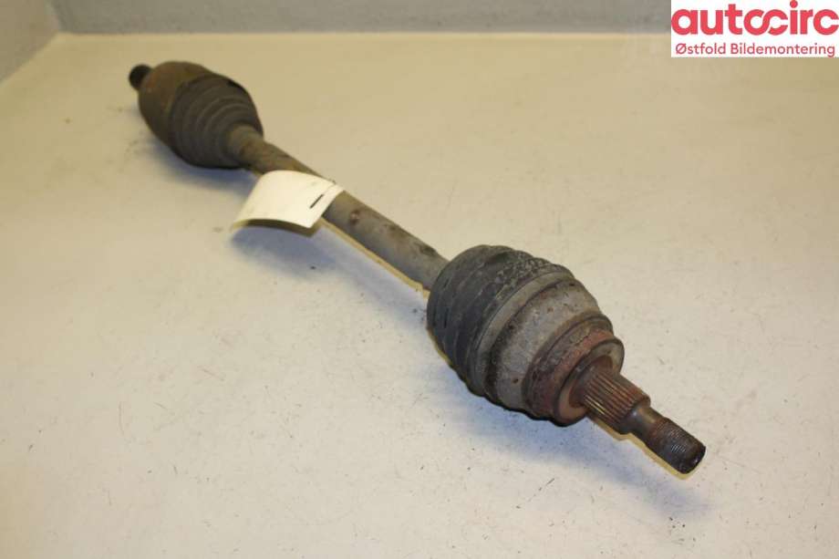 Drivaksel høyre bak til Mercedes GL 2006-2012 (X164) (X164) (MERCEDES|A 164 350 20 10|)