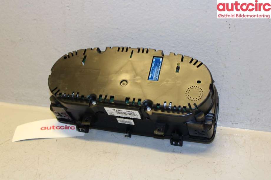 Instrumentpanel til VW Touran 2010-2015 (Type I, Fase 3) (VOLKSWAGEN|1T0 920 881 A|)