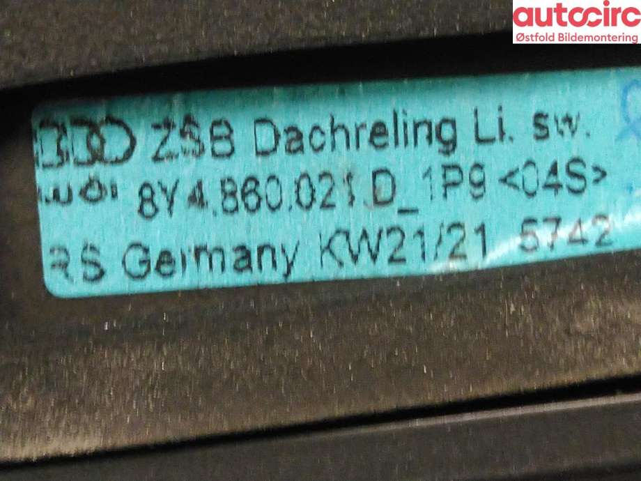 Takrails til Audi A3 2020-->> (Type IV) (AUDI|8Y4 860 021 D|)