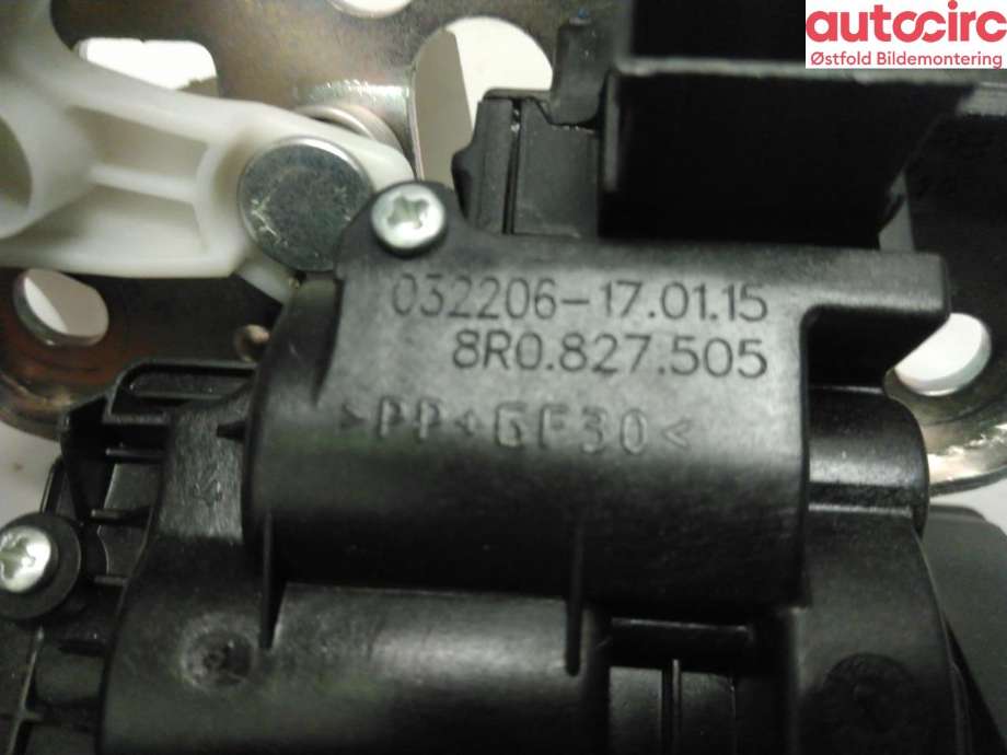 Baklukelås til Audi A3 2012-2016 (Type III, Fase 1)  (AUDI|8R0 827 505|)