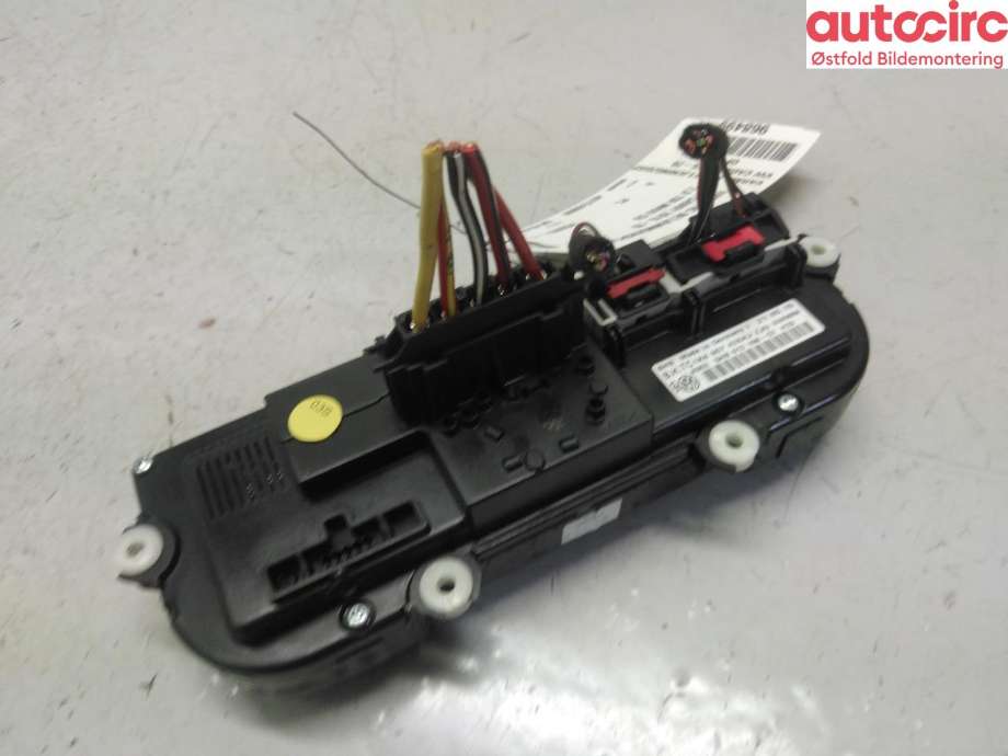 Varmeapparat betjening til VW Caddy 2015-2020 (Type III, Fase 3)  (VOLKSWAGEN|1K8 907 426 BA|)