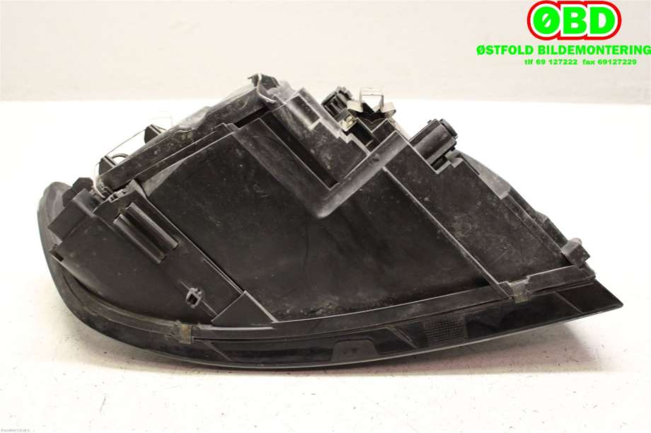 Frontlykt venstre halogen til Volvo V50 2004-2007 (Fase 1)  (VOLVO|)