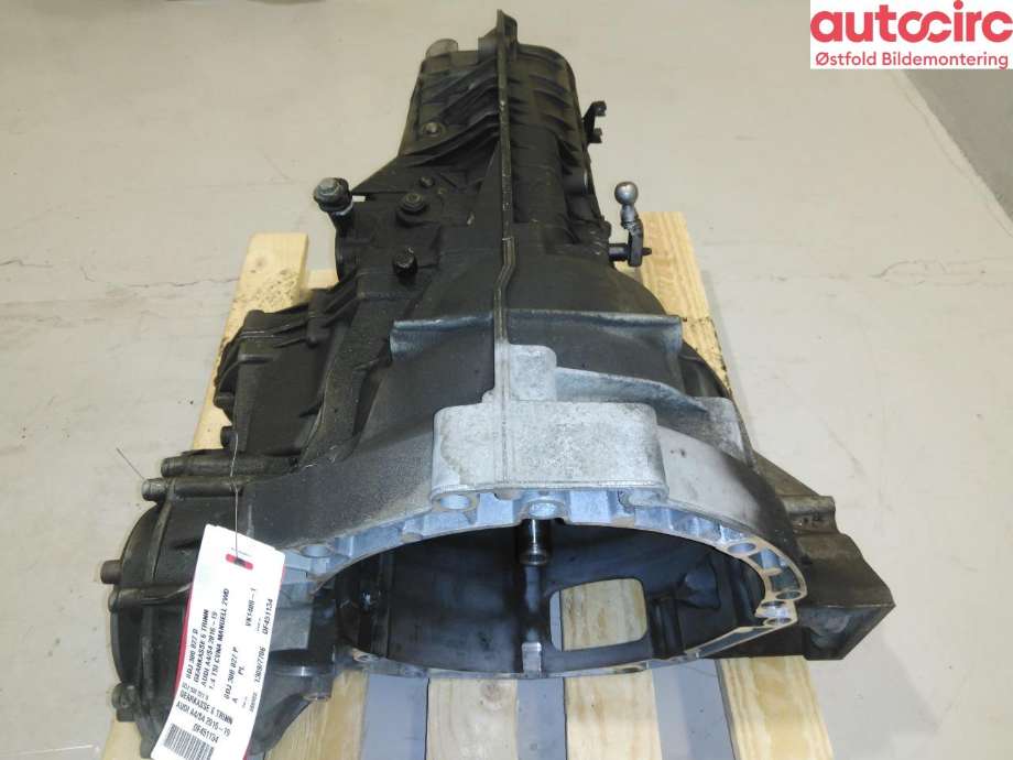 Girkasse manuell 6-trinn til Audi A4 2015-2019 (Type V, Fase 1) (B9) (B9) (AUDI|0DJ 300 027 D|0DJ 300 027 P|)