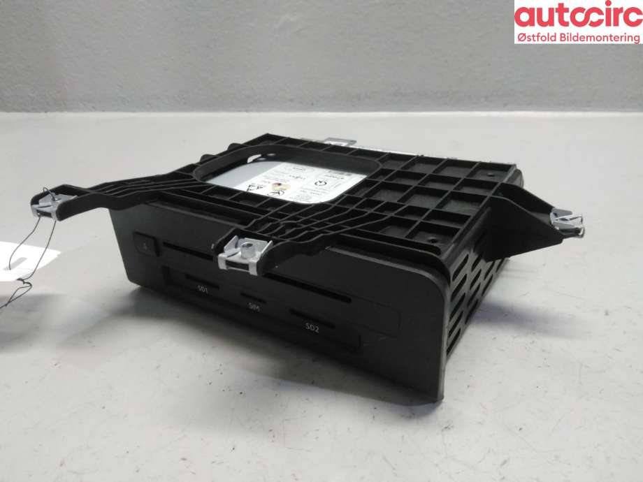 Bilstereo navigasjon til Audi A4 2015-2019 (Type V, Fase 1) (B9) (B9) (AUDI|8W0 035 035 D|)