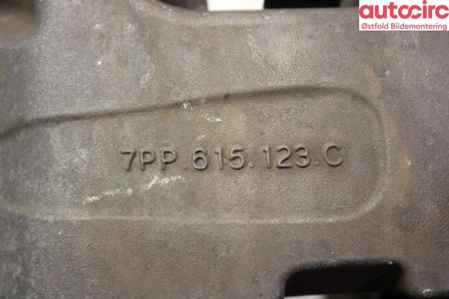 Bremsecaliper venstre foran til Porsche Panamera 2017-->> (Type II) (971) (971) (PORSCHE|971 615 123 J|971 615 123 R|)
