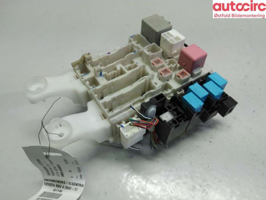 Sikringsboks til Toyota RAV4 2006-2009 (Type III, Fase 1) (TOYOTA||8273042010)