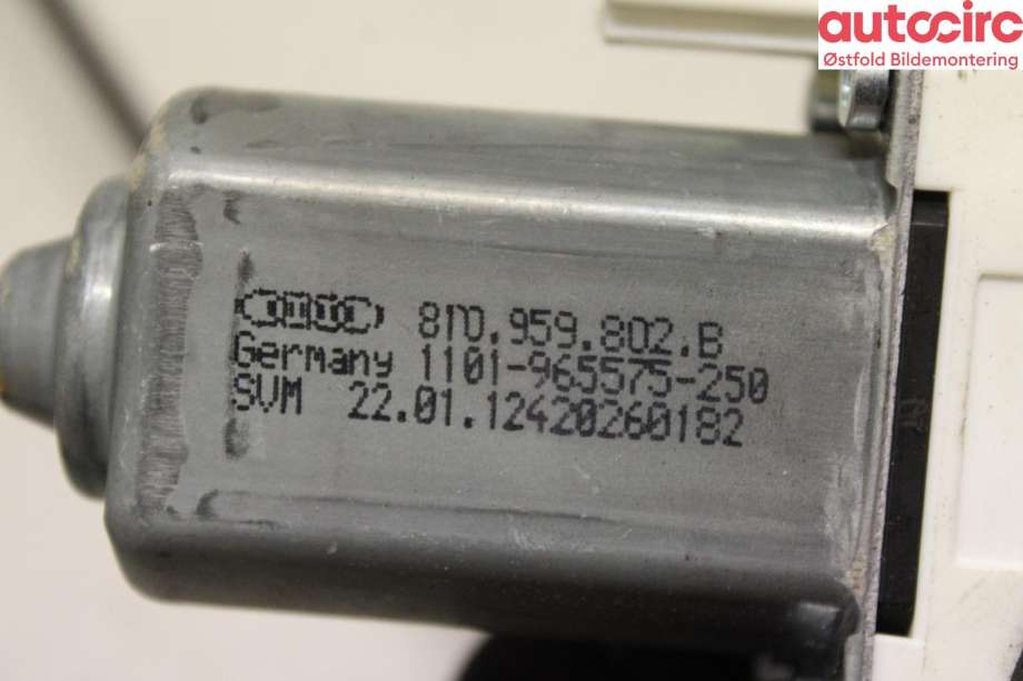 Ruteheis venstre til Audi A5 2007-2016 (Type I) (AUDI|8T0 837 461 C|)