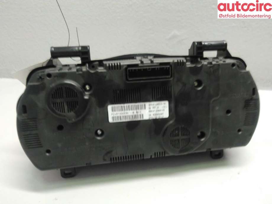 Instrumentpanel til Renault Megane 2016-->> Type IV  (RENAULT|248100693R|)