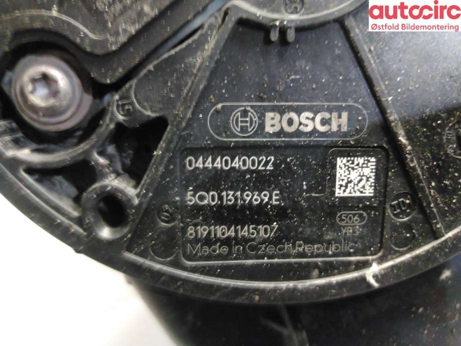 AdBlue tank til VW Caddy 2015-2020 (Type III, Fase 3)  (VOLKSWAGEN|2K5 131 877 B|)