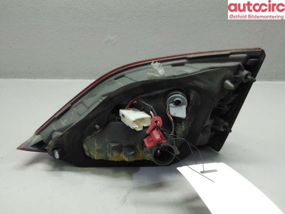 Baklykt venstre indre til Hyundai i30 2012-2017 (Type II) (HYUNDAI|92403A6200|)
