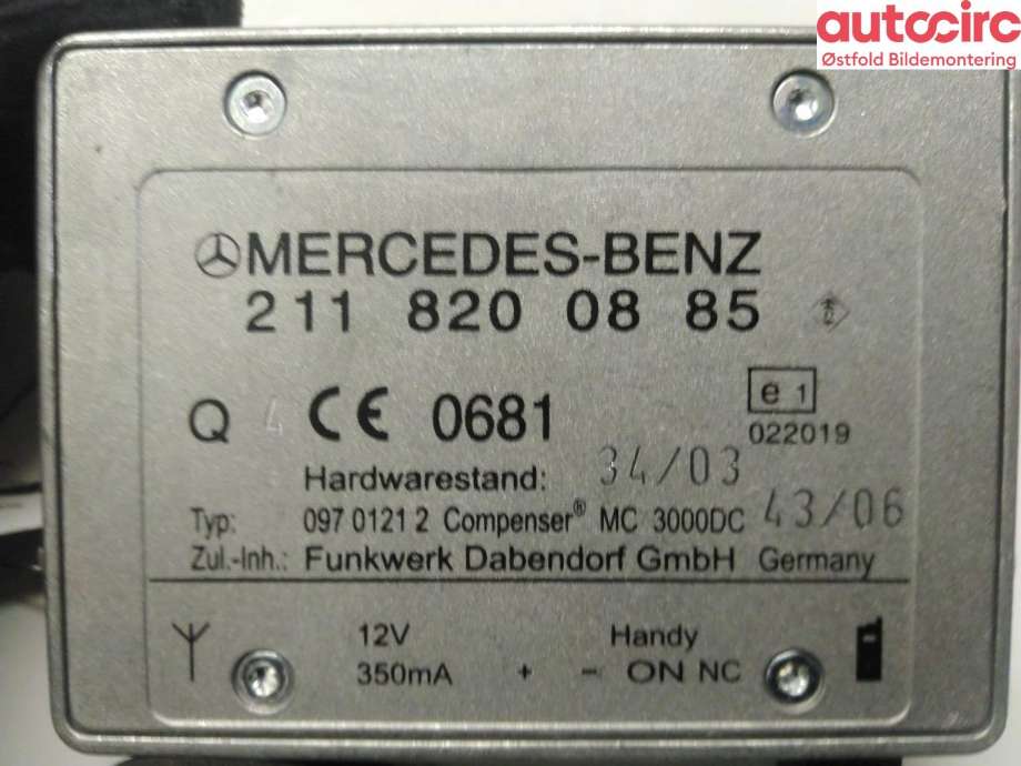 Antenne forsterker til Mercedes CLS 2004-2010 (C219) (C219) (MERCEDES|A 211 820 08 85|)