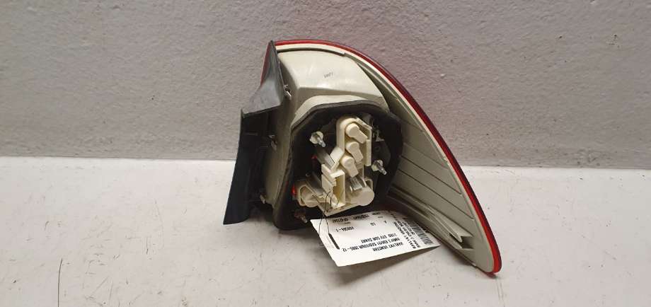 Baklykt venstre til BMW 3-Serie 2005-2011 (E90/E91/E92/E93) (E90/E91/E92/E93) (BMW|63 21 7 289 431|)