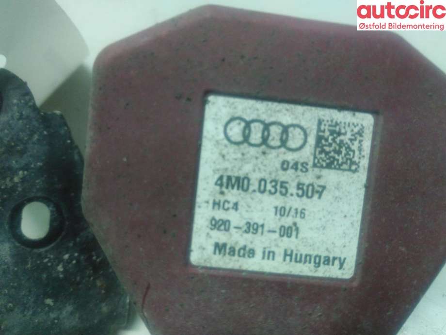 Antenne forsterker til Audi A4 2015-2019 (Type V, Fase 1) (B9) (B9) (AUDI|4M0 035 507|)