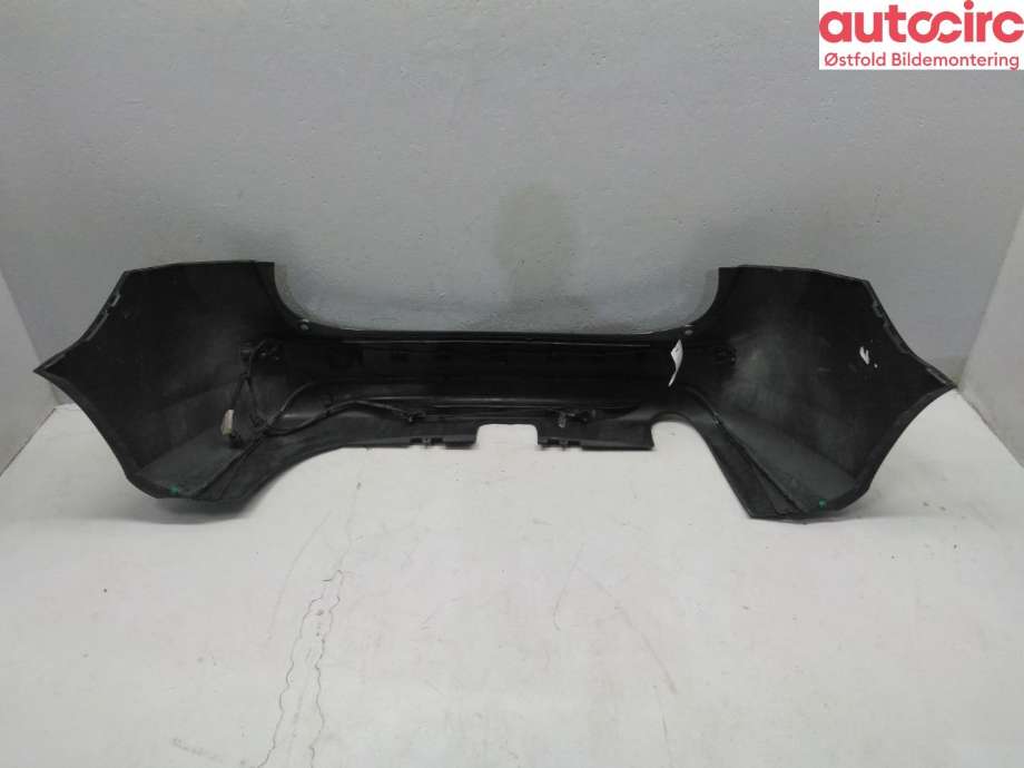 Støtfanger bak til Volvo V60 2010-2013 (Type I, Fase 1)  (VOLVO|39808165|)