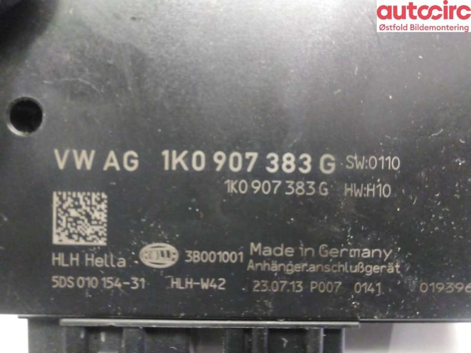 Styreenhet hengerfeste til VW Transporter / Caravelle 2009-2015 (Fase 2) (T5) (T5) (VOLKSWAGEN|1K0 907 383 G|)