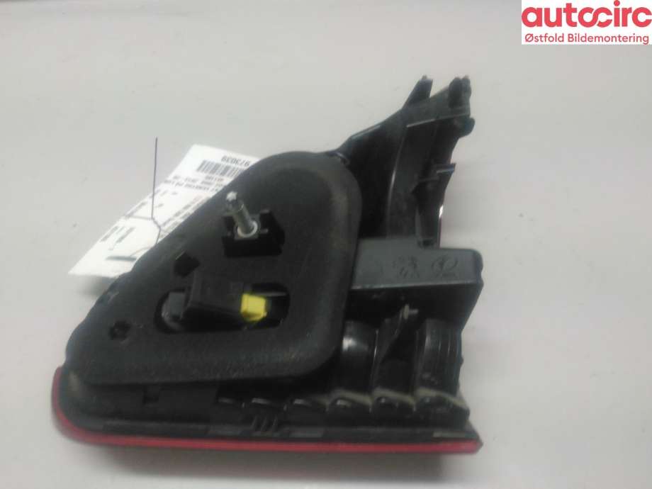 Baklykt venstre indre til Peugeot 2008 2013-2019 (Type I)  (PEUGEOT|98 147 584 80|)