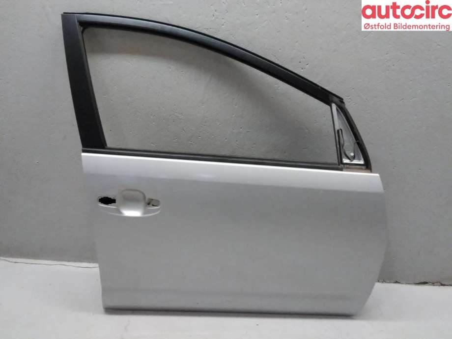 Dør høyre foran til Toyota Prius, 2004-2009 (Type II) (COMBI) (COMBI) (TOYOTA|6700147040)
