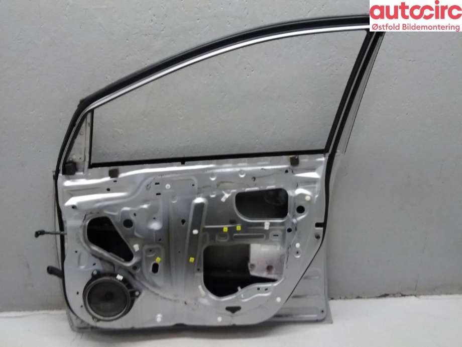 Dør høyre foran til Toyota Prius 2004-2009 (Type II) (COMBI) (COMBI) (TOYOTA|6700147040|)