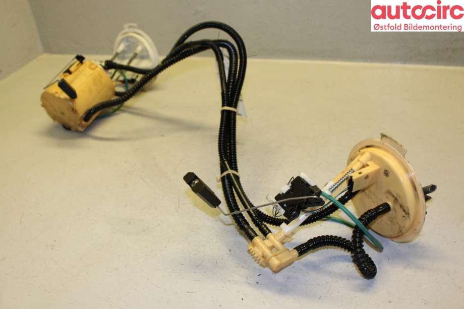 Dieselpumpe fødepumpe til Mercedes E-Klasse 2009-2013 (Fase 1) (W212) (W212) (MERCEDES|A 212 470 01 94|)