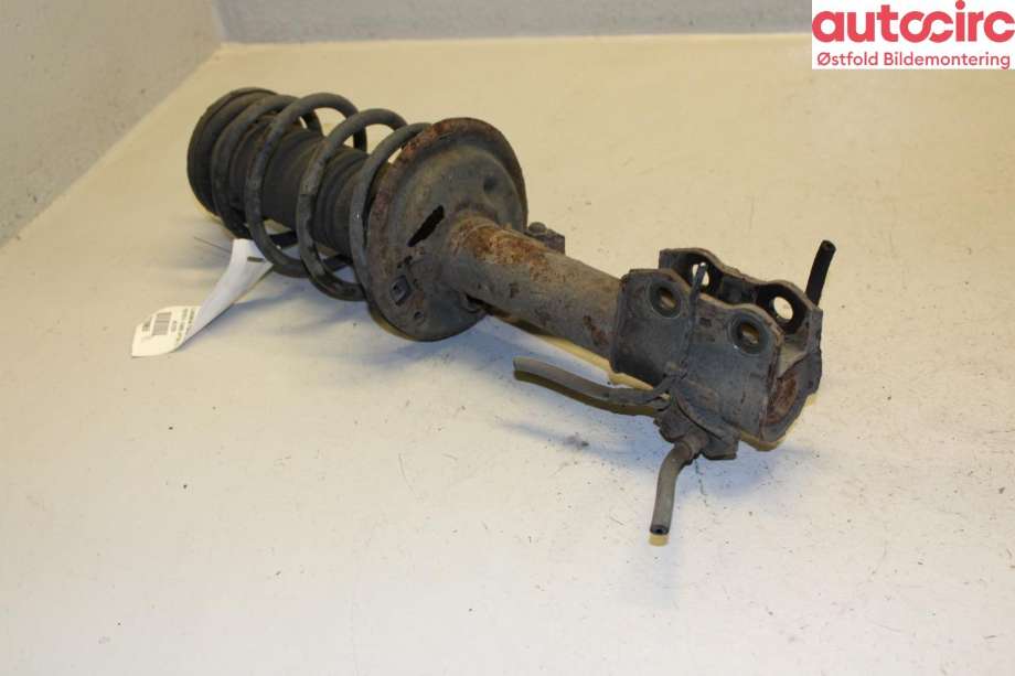 Fjærbein høyre foran til Toyota Yaris 2012-2014 (Type III, Fase 1)  (4528|485100DA20|)
