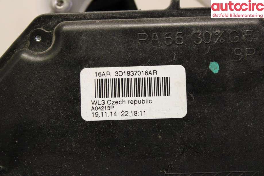 Låsekasse høyre foran til VW Caddy 2010-2015 (Type III, Fase 2)  (VOLKSWAGEN|3D1 837 016 AE|)