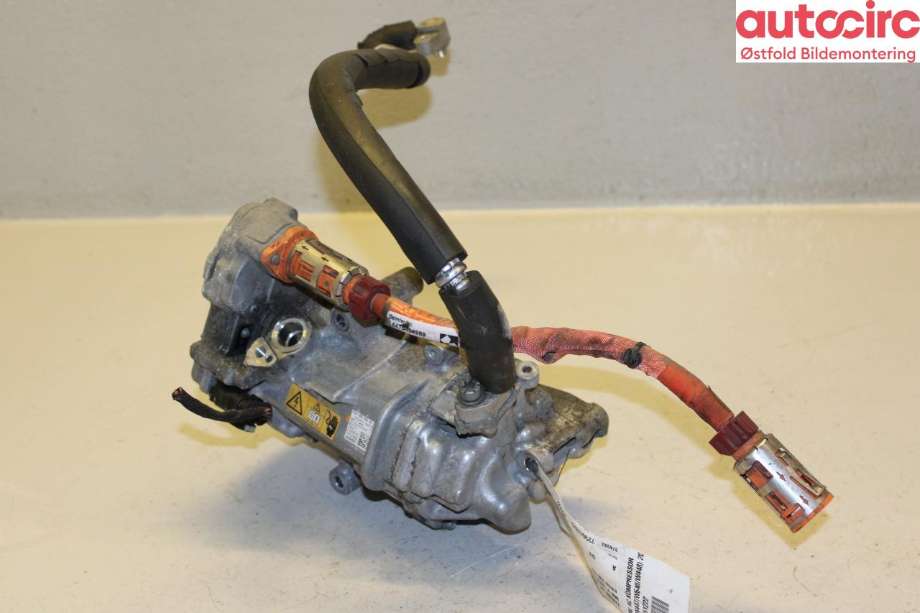 Aircondition kompressor til Mercedes Vito, 2014-->> (W447) (W447) (MERCEDES|A 000 830 44 04)