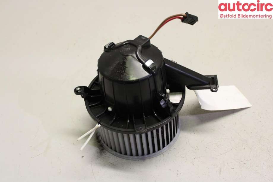 Varmeapparat motor til Mercedes Vito 2014-->> (W447) (W447) (MERCEDES|A 000 830 47 01|)