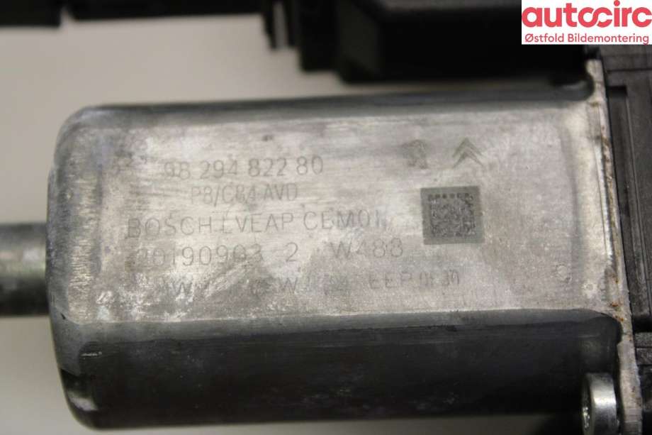 Ruteheis høyre foran til Peugeot 5008 2017-->> (Type II)  (PEUGEOT|98 104 888 80|)