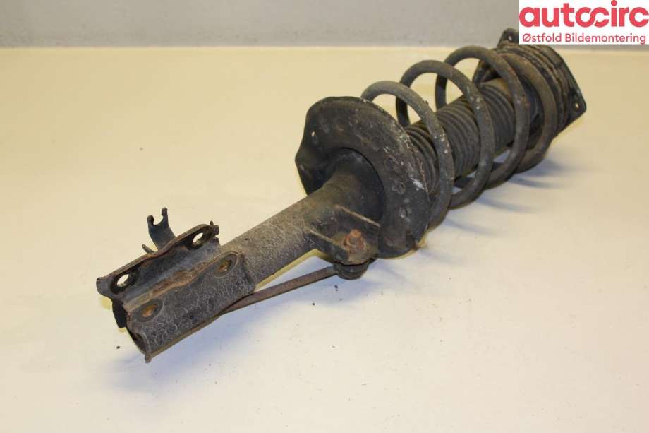 Fjærbein venstre foran til Nissan Qashqai 2010-2014 (Type I, Fase 2)  (NISSAN|E4303BR00B|)