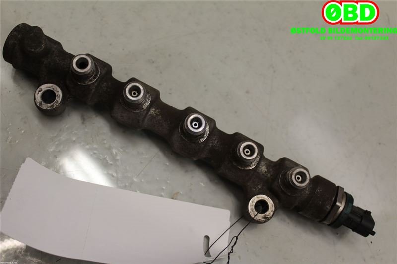 Dyseskinne (fuelrail) til Renault Master 2002-2010 (Type II, Fase 2) (8200754773|8200739701|)