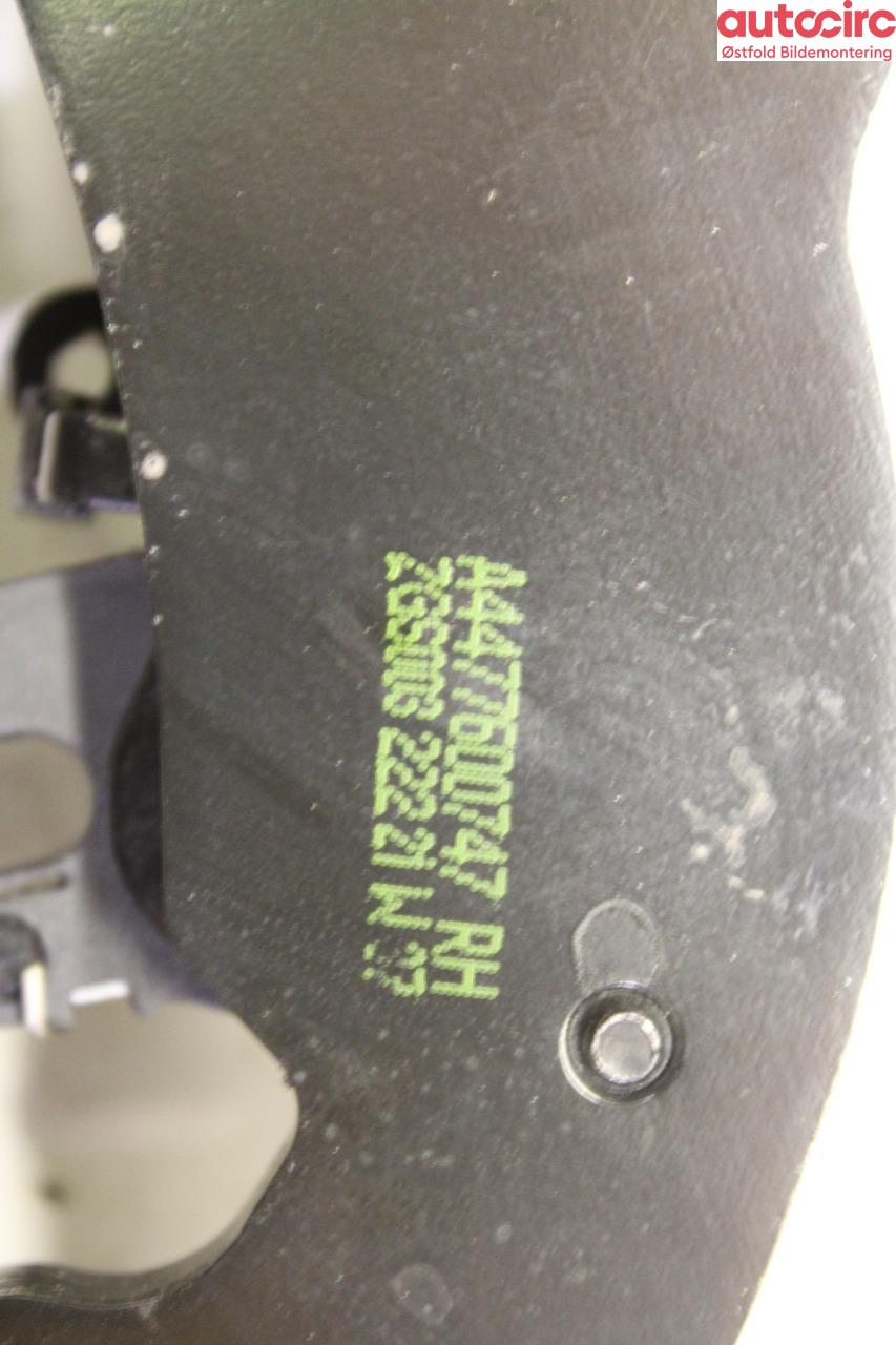 Hengsler til Mercedes Vito 2014-->> (W447) (W447) (MERCEDES|A 447 760 07 47|)