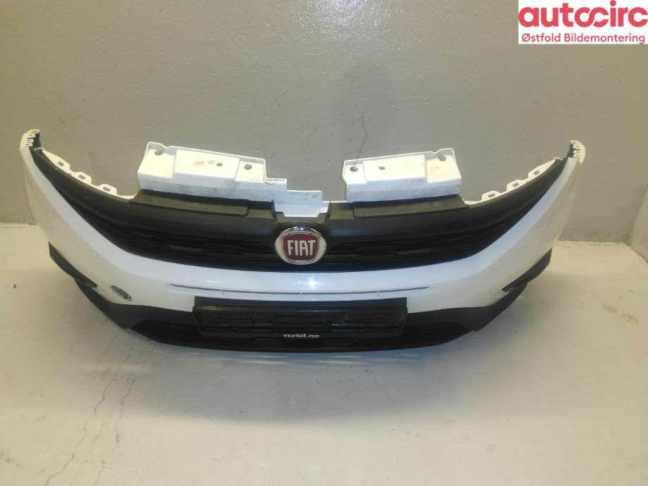 Støtfanger foran til Fiat Doblo, 2010-->> (Type II)  (FIAT|735622295)