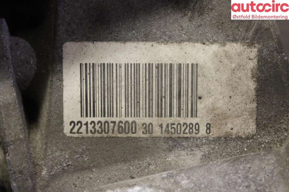 Kardang til Mercedes E-Klasse 2013-2016 (Fase 2) (W212) (W212) (MERCEDES|A 221 330 76 00|)
