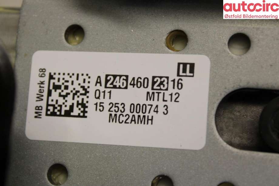 Rattaksel til Mercedes GLA 2014-2020 (X156) (X156) (MERCEDES|A 246 460 23 16|)