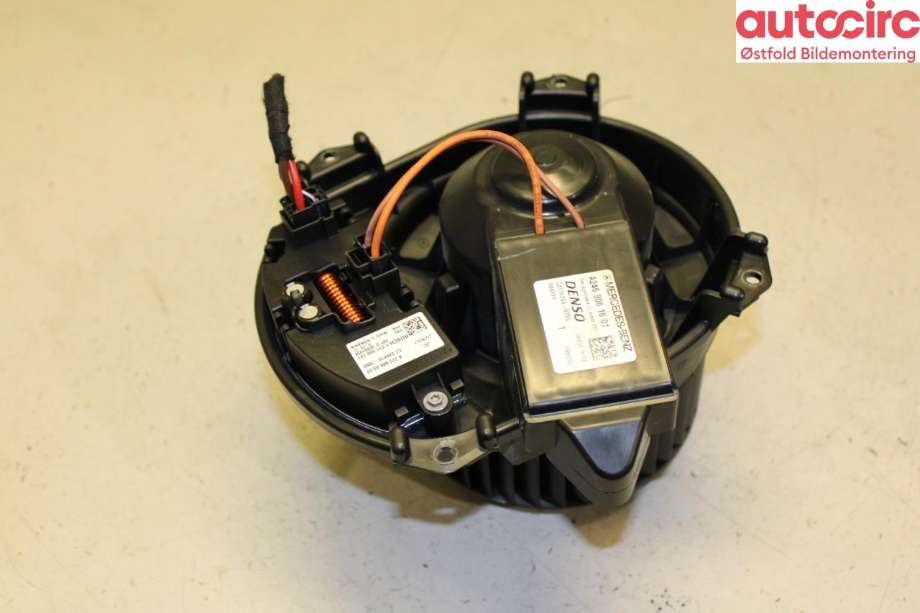 Varmeapparat motor til Mercedes GLA 2014-2020 (X156) (X156) (MERCEDES|A 246 906 16 01|)
