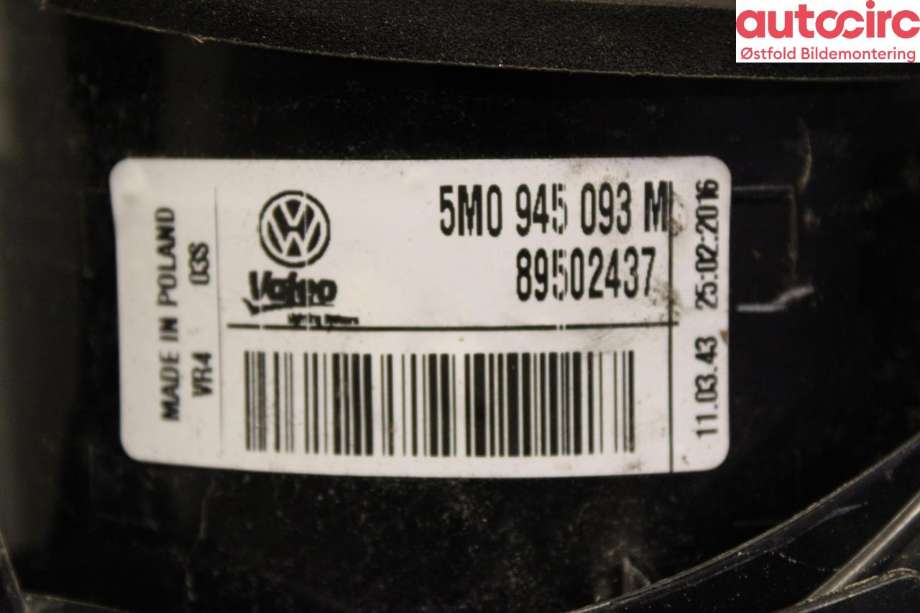 Baklykt venstre indre til VW Golf, Plus/Cross 2009-2013 (Fase 2)  (VOLKSWAGEN|5M0 945 093 M|)